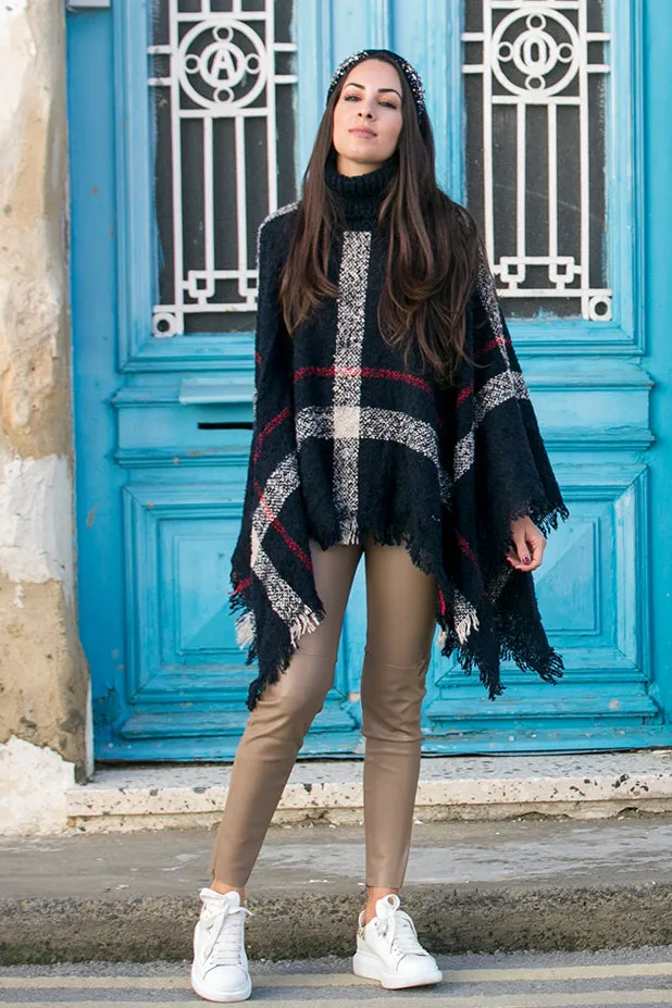 Queencii – Elta Cape Dark Blue