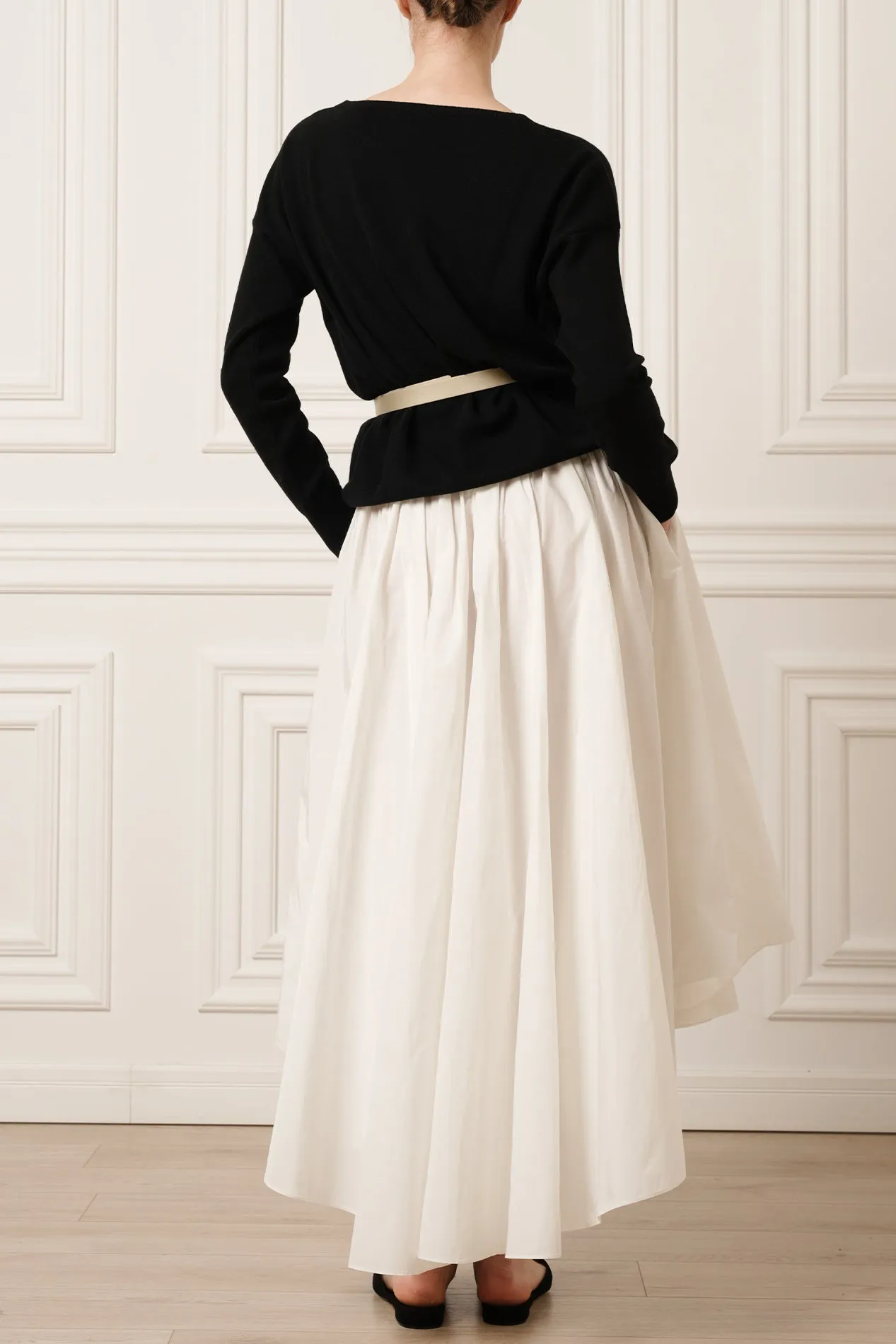 Rania Boat Neck Cashmere Sweater In Embassy